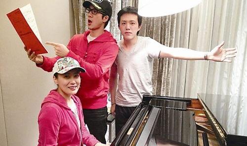 吃瓜的工作室,网络红人的幕后故事