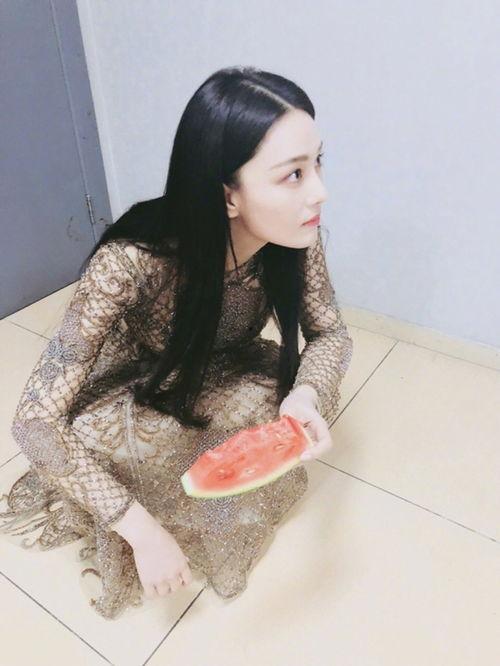 吃瓜小雯,揭秘娱乐圈幕后故事